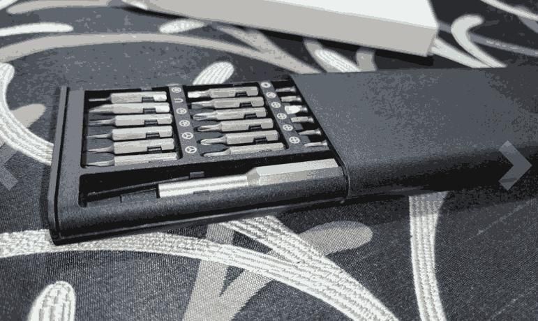 24 Pieces Screwdriver Set